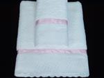 101. Eyelet and Pink Satin Trimmed Towel Set